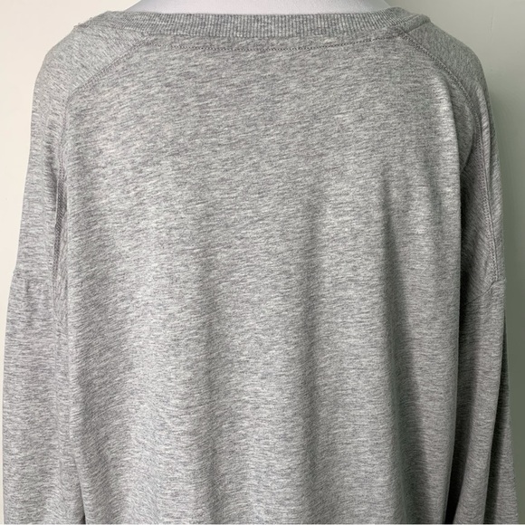 Disney Parks Women's Grey Park Life Long Sleeve T Shirt Size Medium - Picture 8 of 11